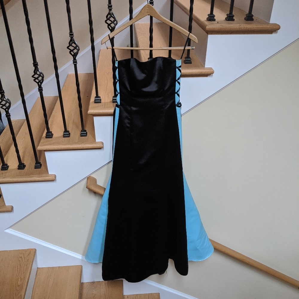 Jessica McClintock Floor Length Gown